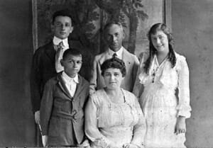 Cohen Family in 1919
