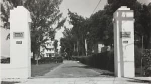 Front entrance to Castlereagh Apartments in 1951.