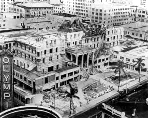 Demolition of Halcyon Hotel in 1937