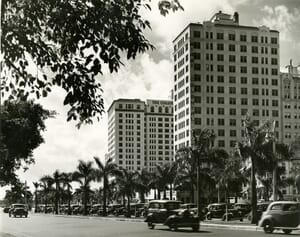 Miami Colonial Hotel on Biscayne Boulevard in 1931.