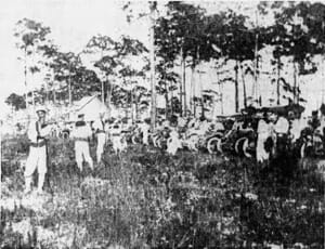 Spectators at Royal Palm Golf Links on July 21, 1911