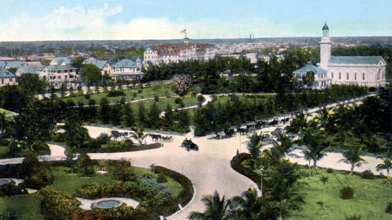 Postcard of Royal Palm Park in 1907