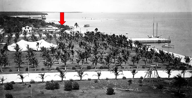 Photo from the top of the Royal Palm Hotel looking north in 1899. The arrow indicates the Banyan tree that would be moved in 1916